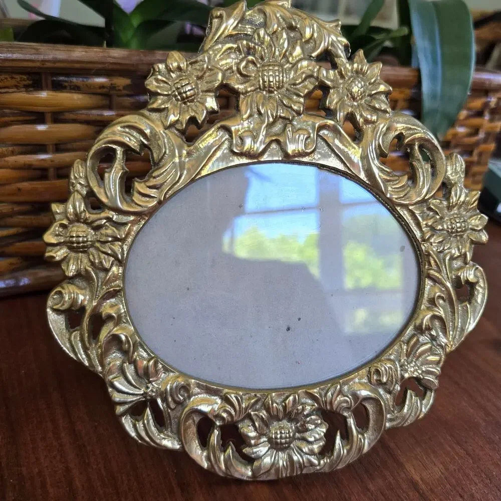 Vintage Floral Brass Easel Picture Frame Oval Black Velvet Back Cottagecore